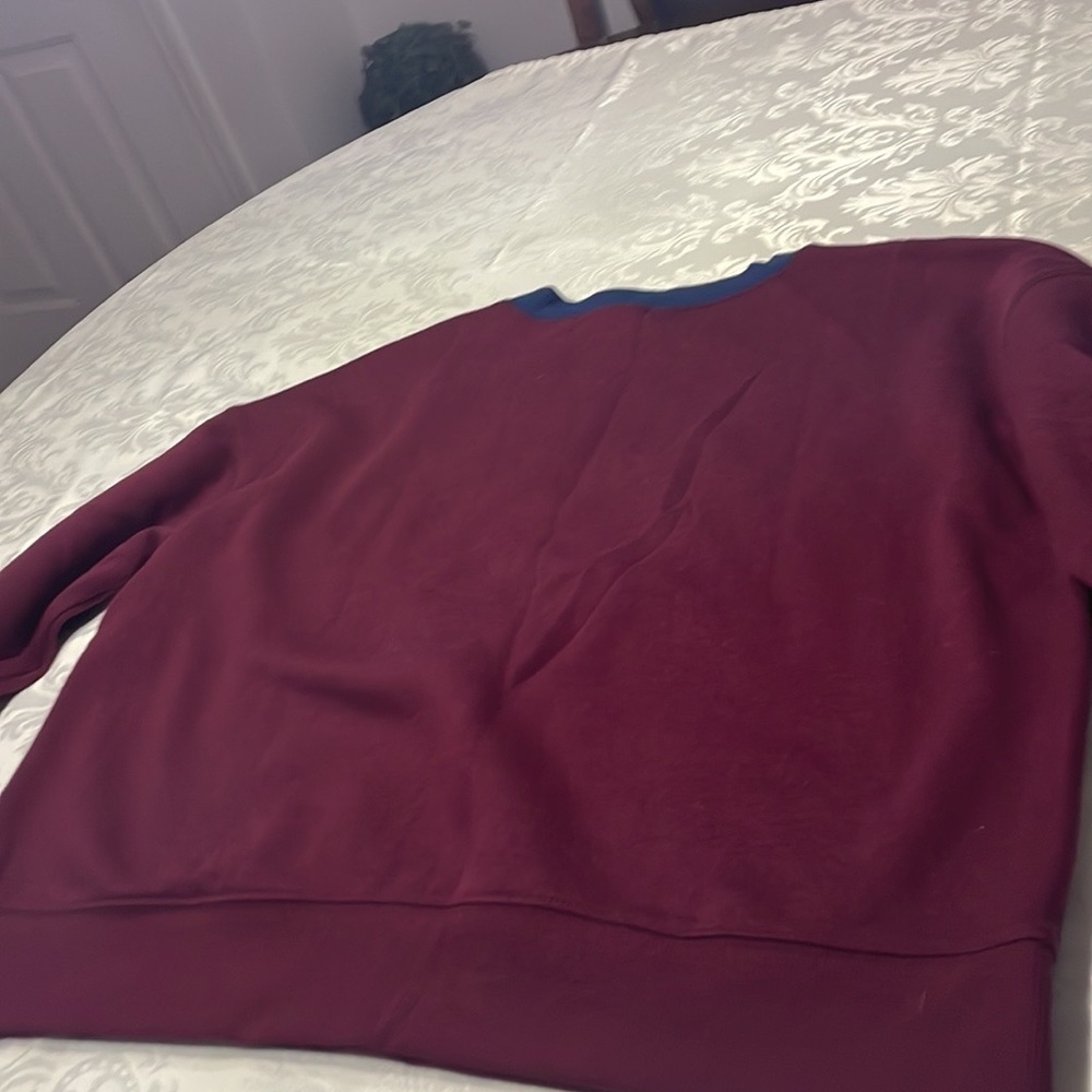 NWT medium sweatshirt